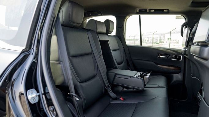 New Toyota Land Cruiser 300 Series, 3.3 l, 2025 in Sharjah by Nour Alnukhba Motors, Black color. Other | AUTO.AE