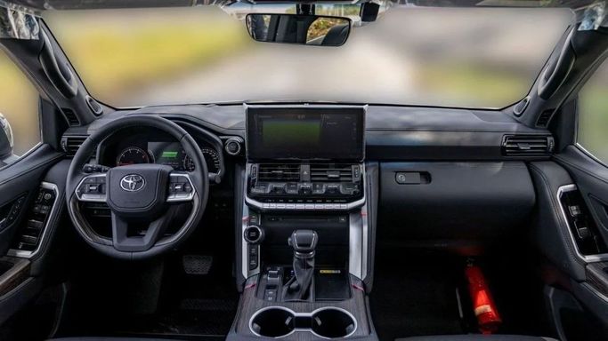 Новый Toyota Land Cruiser 300 Series, 3.4 л, 2025 в Шардже от Nour Alnukhba Motors Серый цвет. Other | AUTO.AE