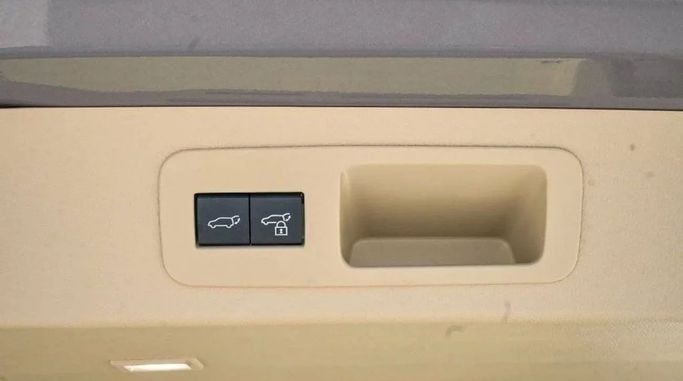 Новый Toyota Land Cruiser 300 Series, 3.4 л, 2025 в Шардже от Nour Alnukhba Motors Бронзовый цвет. Other | AUTO.AE