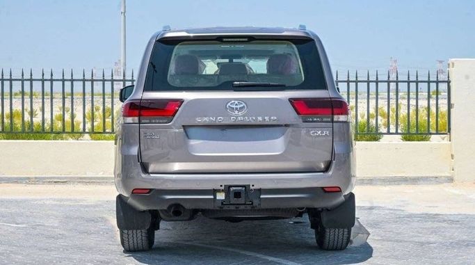 Новый Toyota Land Cruiser 300 Series, 3.4 л, 2025 в Шардже от Nour Alnukhba Motors Бронзовый цвет. Other | AUTO.AE
