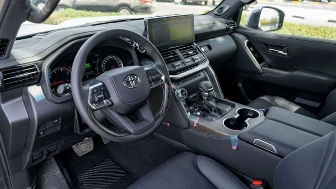 New Toyota Land Cruiser 300 Series, 3.4 l, 2025 in Sharjah by Nour Alnukhba Motors, Grey color. GCC Specs | AUTO.AE