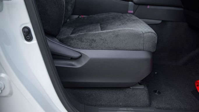 Новый Toyota Land Cruiser 300 Series, 3.3 л, 2025 в Шардже от Nour Alnukhba Motors Белый цвет. Other | AUTO.AE