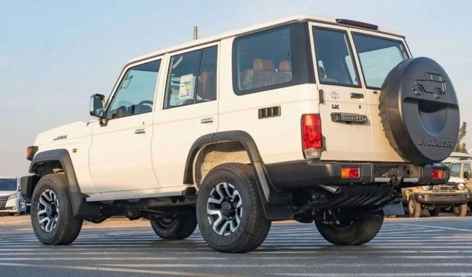 New Toyota Land Cruiser 70 Series Facelift 2, 2.8 l, 2024 in Sharjah by Nour Alnukhba Motors, White color. Other | AUTO.AE