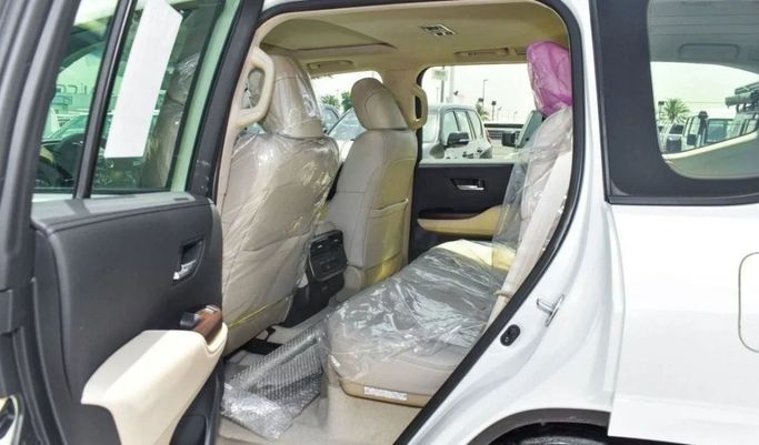 New Toyota Land Cruiser 300 Series, 4.0 l, 2025 in Sharjah by Nour Alnukhba Motors, White color. Other | AUTO.AE