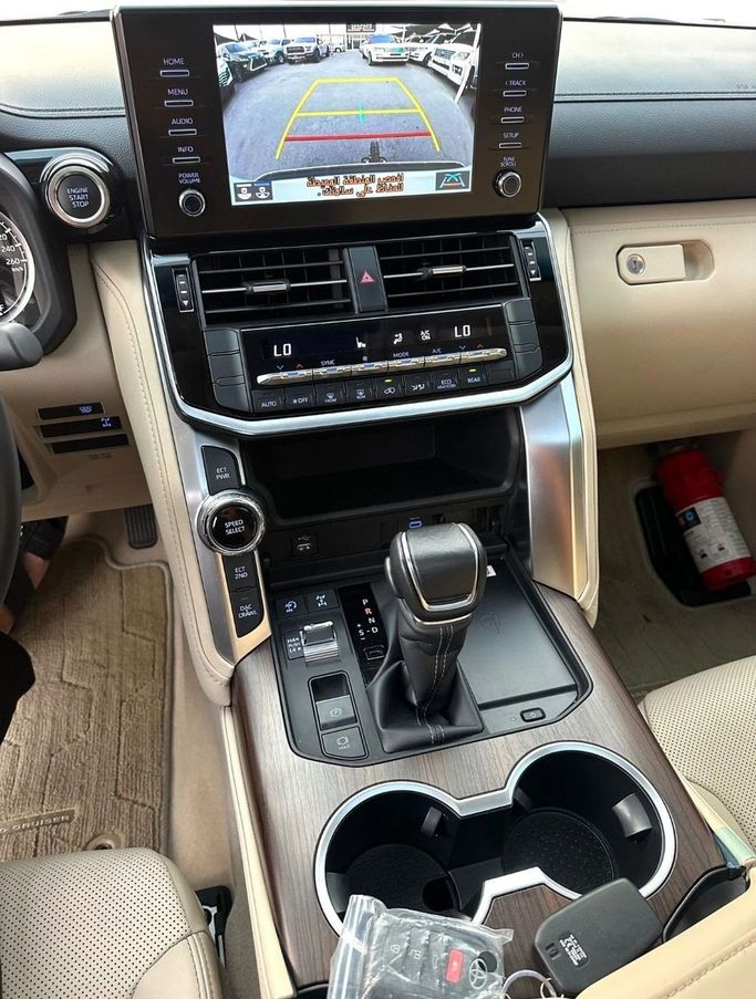 Used Toyota Land Cruiser 300 Series, 4.0 l, 2024 in Sharjah by Titanium Used Cars, White color. GCC Specs | AUTO.AE
