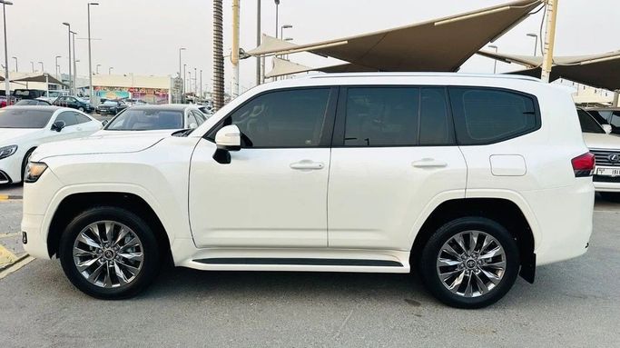 Used Toyota Land Cruiser 300 Series, 4.0 l, 2024 in Sharjah by Titanium Used Cars, White color. GCC Specs | AUTO.AE
