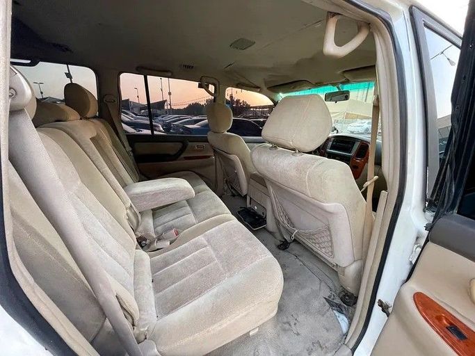 Used Toyota Land Cruiser 100 Series Facelift 2, 4.7 l, 2006 in Sharjah by Darb Al Saada Used cars, White color. GCC Specs | AUTO.AE