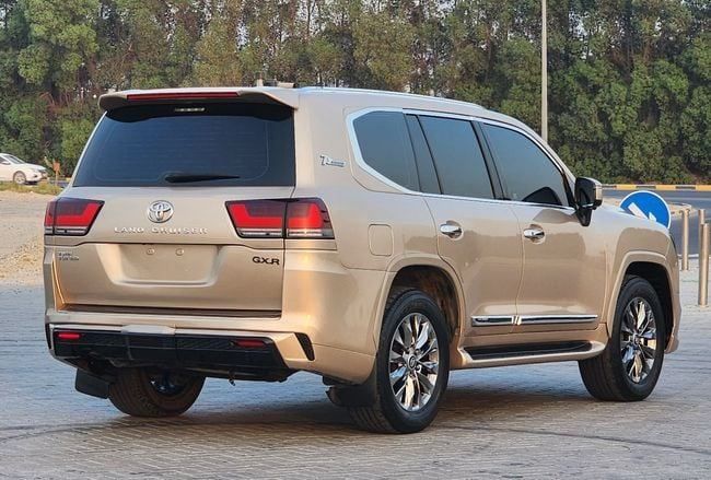 Подержанный Toyota Land Cruiser 200 Series, 5.7 л, 2010 в Шардже от Nassem Al Sham Used Cars Золотистый цвет. GCC | AUTO.AE