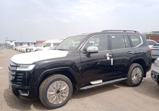 Новый Toyota Land Cruiser Twin Turbo 300 Series, 3.5 л, 2025 в Шардже от WALID ASAAD CARS Черный цвет. Other | AUTO.AE | Объявление #232448
