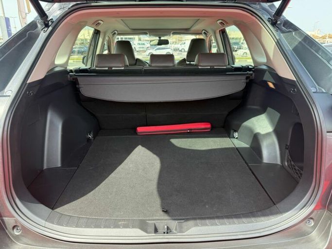 Новый Toyota RAV4 V (XA50), 2.5 л, 2021 в Шардже от Al Aram Cars Серый цвет. GCC | AUTO.AE