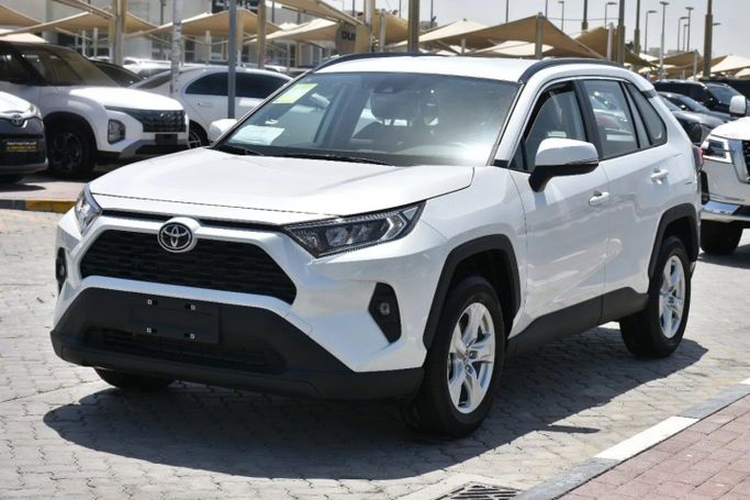 New Toyota RAV4 V (XA50), 2.0 l, 2025 in Sharjah by Alfaris Used Cars, White color. Other | AUTO.AE