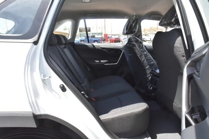 New Toyota RAV4 V (XA50), 2.0 l, 2025 in Sharjah by Alfaris Used Cars, White color. Other | AUTO.AE