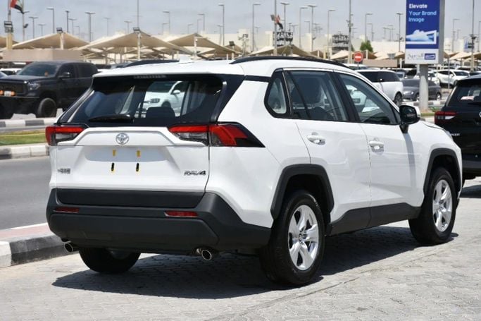 New Toyota RAV4 V (XA50), 2.0 l, 2025 in Sharjah by Alfaris Used Cars, White color. Other | AUTO.AE