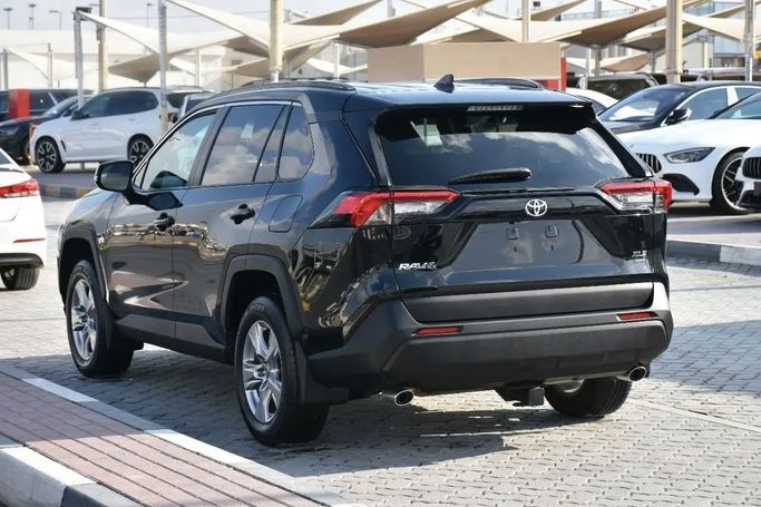 Used Toyota RAV4 V (XA50), 2.5 l, 2022 in Sharjah by Alfaris Used Cars, Black color. Other | AUTO.AE