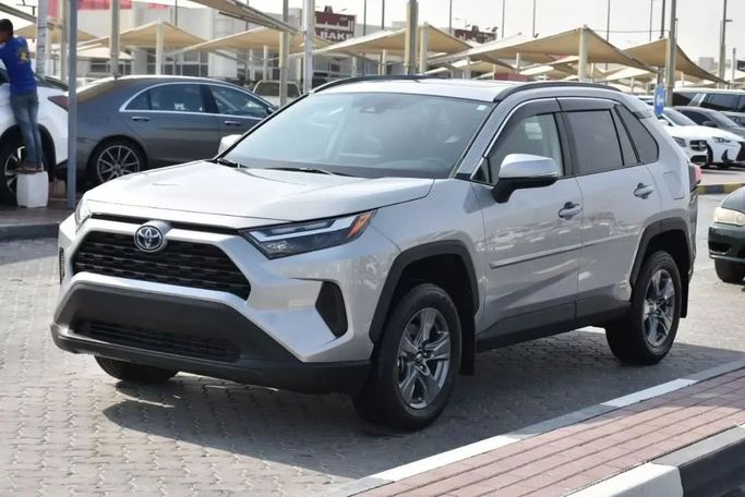 Used Toyota RAV4 V (XA50), 2.5 l, 2022 in Sharjah by Alfaris Used Cars, Silver color. Other | AUTO.AE