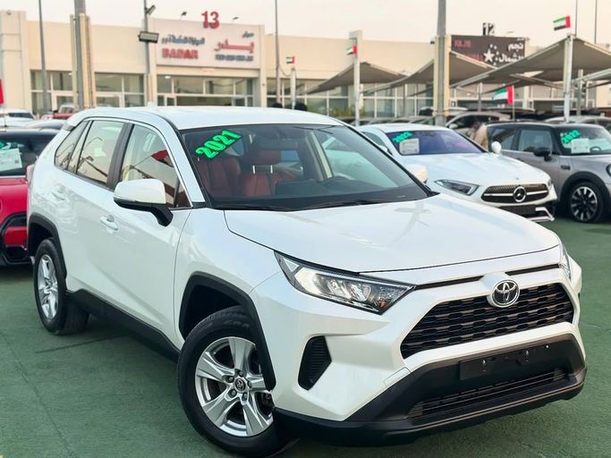 Used Toyota RAV4 V (XA50), 2.5 l, 2021 in Sharjah by Badar Used Cars, White color.  | AUTO.AE