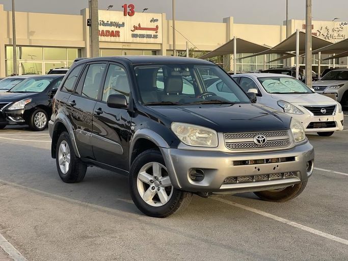 Подержанный Toyota RAV4 II (XA20) Рестайлинг, 2.4 л, 2005 в Шардже от Badar Used Cars Черный цвет.  | AUTO.AE