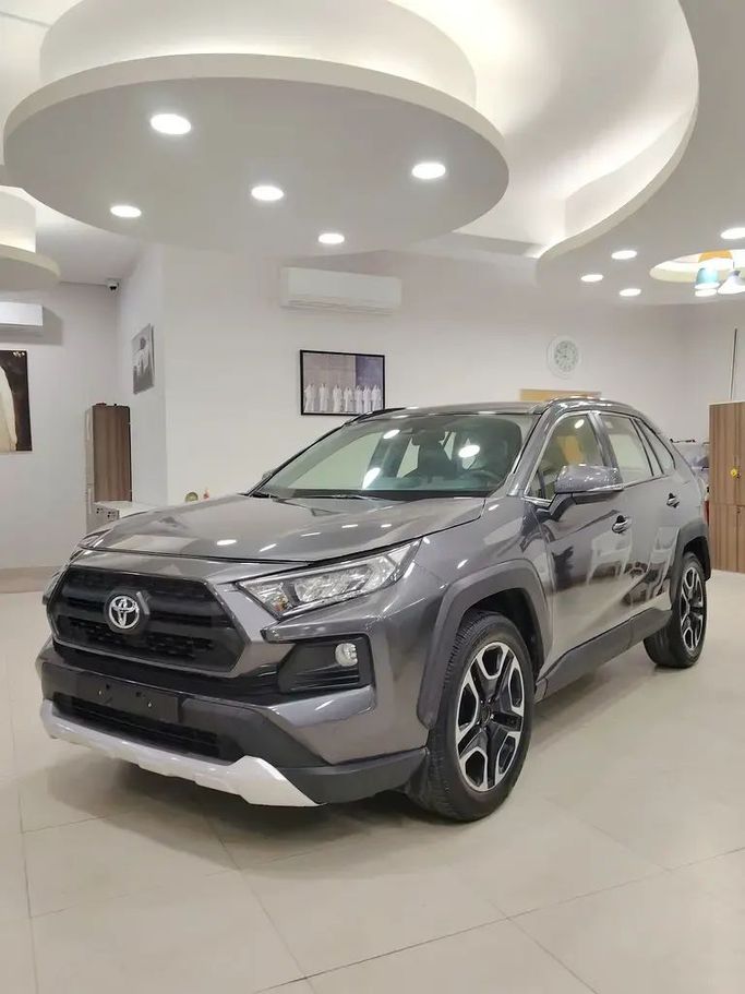 Used Toyota RAV4 V (XA50), 2.5 l, 2019 in Sharjah by Wahat Bavaria used Cars, Grey color. GCC Specs | AUTO.AE