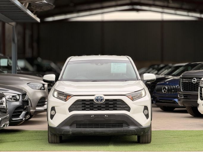 مستعملة Toyota RAV4 V (XA50), 2.5 l, 2020 في في الإمارات, الشارقة من Luluat Al Khan Used Auto spare Parts، اللون أبيض. المواصفات الأسترالية | AUTO.AE | إعلان #274940