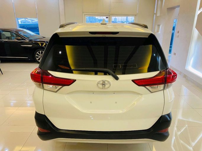 Used Toyota Rush II, 1.5 l, 2019 in Sharjah by Alhamoor Used Cars, White color. GCC Specs | AUTO.AE