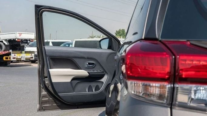 Новый Toyota Rush II, 1.5 л, 2023 в Шардже от Nour Alnukhba Motors Бронзовый цвет. Other | AUTO.AE