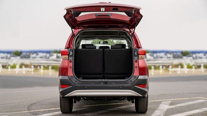 Новый Toyota Rush II, 1.5 л, 2024 в Шардже от Nour Alnukhba Motors Красный цвет. Other | AUTO.AE