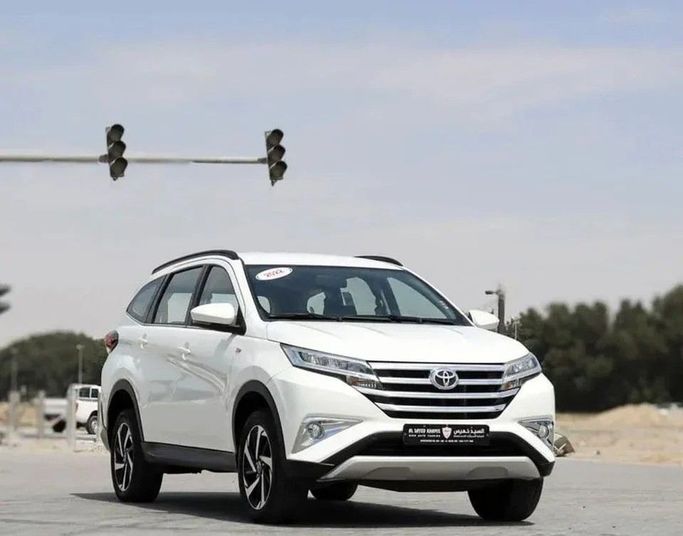 Подержанный Toyota Rush II, 1.5 л, 2022 в Шардже от Al Sayed Khamis Used Cars Белый цвет. GCC | AUTO.AE