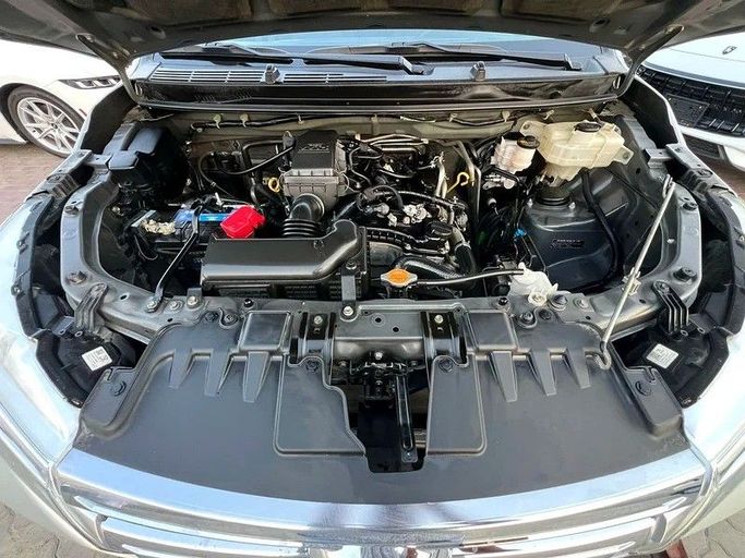 Used Toyota Rush II, 1.5 l, 2023 in Sharjah by Wael Al Azzazi Used Cars, Silver color. GCC Specs | AUTO.AE