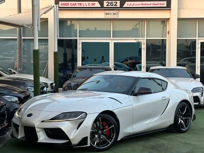 Подержанный Toyota Supra V (A90), 3.0 л, 2020 в Шардже от Noor Al Seyoh Used Cars Белый цвет. GCC | AUTO.AE