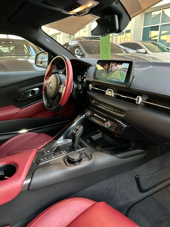 Подержанный Toyota Supra V (A90), 3.0 л, 2020 в Шардже от Noor Al Seyoh Used Cars Белый цвет. GCC | AUTO.AE