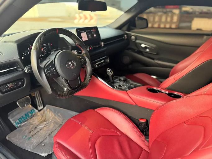 Подержанный Toyota Supra V (A90), 3.0 л, 2022 в Шардже от Al Ahd Used Cars Серый цвет. GCC | AUTO.AE