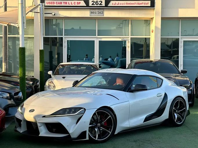 Подержанный ⁦Toyota Supra V (A90), 3.0 л, 2020⁩ в ОАЭ, Шарджа от Noor Al Seyoh Used Cars Белый цвет. GCC | AUTO.AE | Объявление #290224