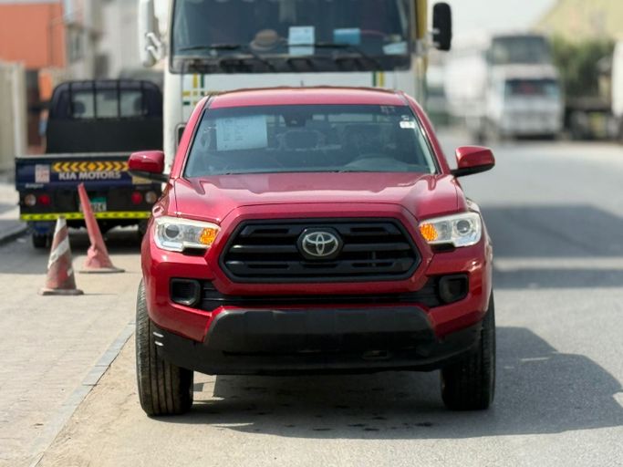مستعملة Toyota Tacoma ثالثاً, 2.7 l, 2019 في في الإمارات, الشارقة من Luluat Al Khan Used Auto spare Parts، اللون أحمر. المواصفات الأمريكية | AUTO.AE | إعلان #274889