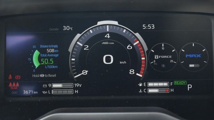 Подержанный Toyota Tundra III, 3.4 л, 2024 в Шардже от Alfaris Used Cars Черный цвет.  | AUTO.AE