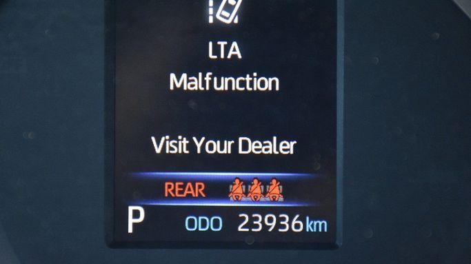 Подержанный Toyota Tundra III, 3.4 л, 2023 в Шардже от Alfaris Used Cars Черный цвет.  | AUTO.AE