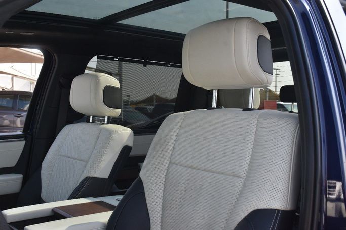 Подержанный Toyota Tundra III, 3.4 л, 2023 в Шардже от Alfaris Used Cars Синий цвет.  | AUTO.AE