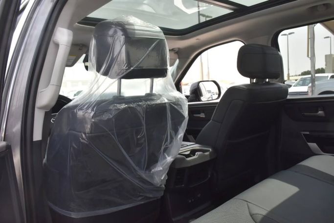 Used Toyota Tundra III, 3.4 l, 2023 in Sharjah by Alfaris Used Cars, Grey color. Other | AUTO.AE