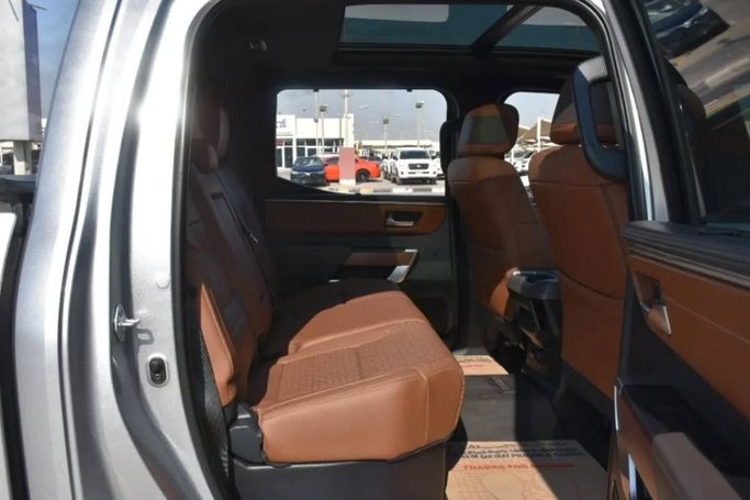 Used Toyota Tundra III, 3.4 l, 2023 in Sharjah by Alfaris Used Cars, Silver color. Other | AUTO.AE