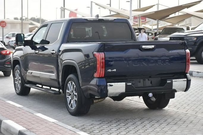Подержанный Toyota Tundra III, 3.4 л, 2023 в Шардже от Alfaris Used Cars Синий цвет. Other | AUTO.AE