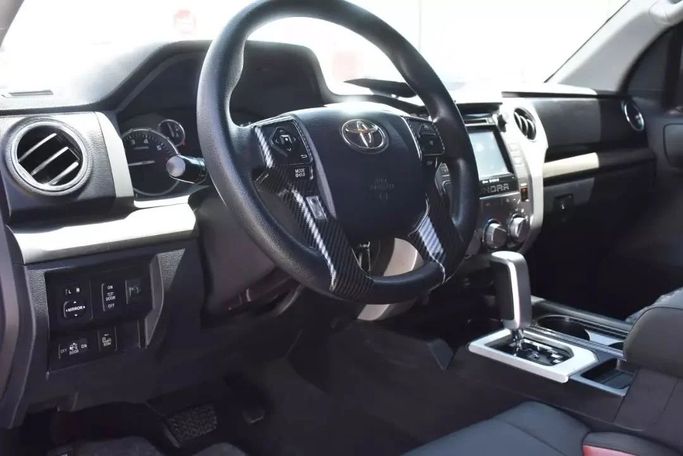 Used Toyota Tundra II Facelift, 5.7 l, 2017 in Sharjah by Alfaris Used Cars, Silver color. Other | AUTO.AE
