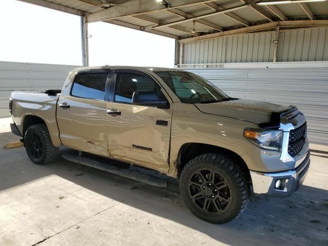 Used Toyota Tundra II Facelift, 5.7 l, 2020 in Sharjah, Golden color. American Specs | AUTO.AE