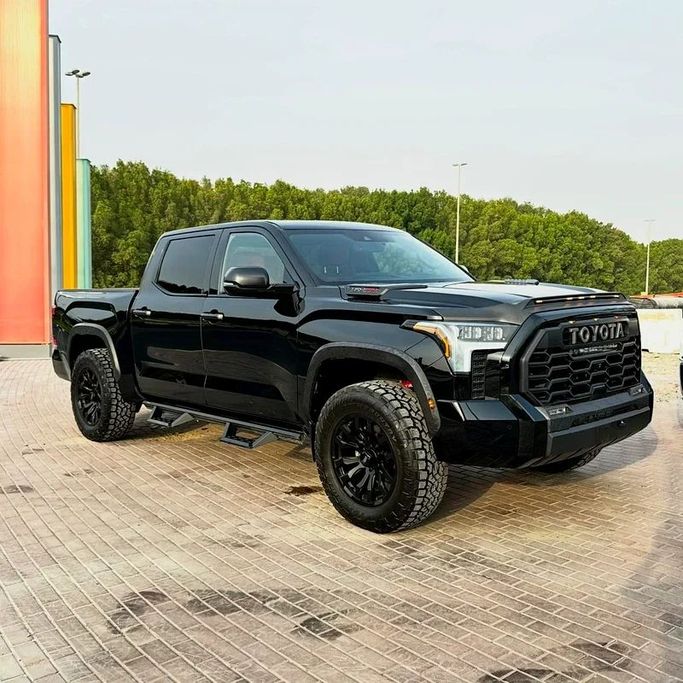 Used Toyota Tundra III, 3.4 l, 2024 in Sharjah by Golden Desert Used Car, Black color. Other | AUTO.AE