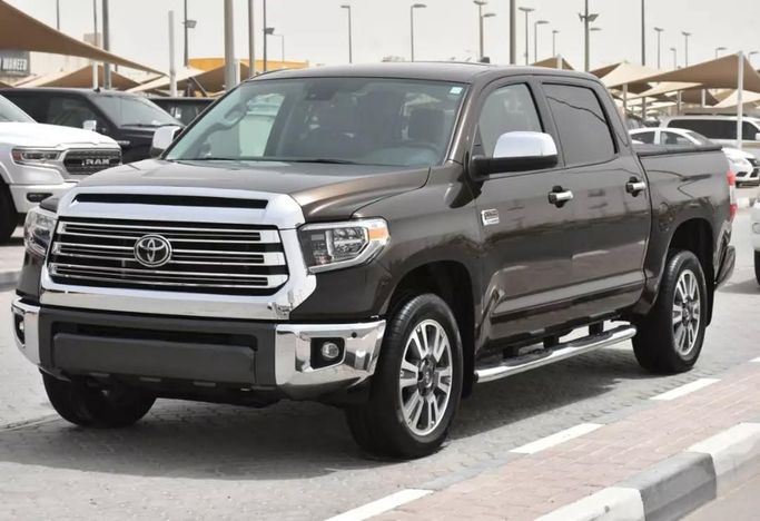 Used Toyota Tundra II Facelift, 5.7 l, 2020 in Sharjah by Alfaris Used Cars, Brown color. Other | AUTO.AE