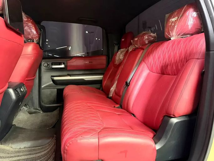 مستعملة Toyota Tundra فيس ليفت الثاني، 5.7 لتر، 2019 في الإمارات، الشارقة من Rebou Alfakhama، اللون بيج. المواصفات الأمريكية | AUTO.AE | إعلان #295727 — صورة 10 من 13