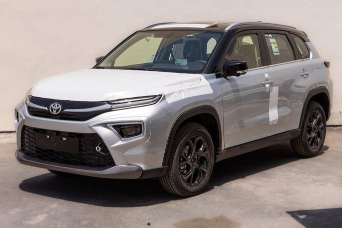 جديدة Toyota Urban Cruiser ثالثاً, 1.5 l, 2026 في في الشارقة من Al Marid Motors، اللون فضي.  | AUTO.AE | إعلان #273369