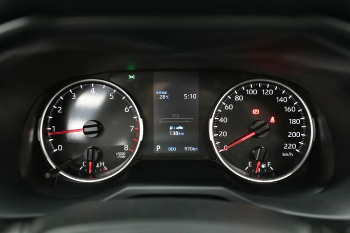 Подержанный Toyota Wildlander, 2.0 л, 2023 в Шардже от Al Qassem Cars Trading Белый цвет. Корейская | AUTO.AE