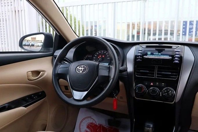 Used Toyota Yaris XP150 Facelift, 1.5 l, 2022 in Sharjah by Al Rukin Al Saudi, White color. GCC Specs | AUTO.AE