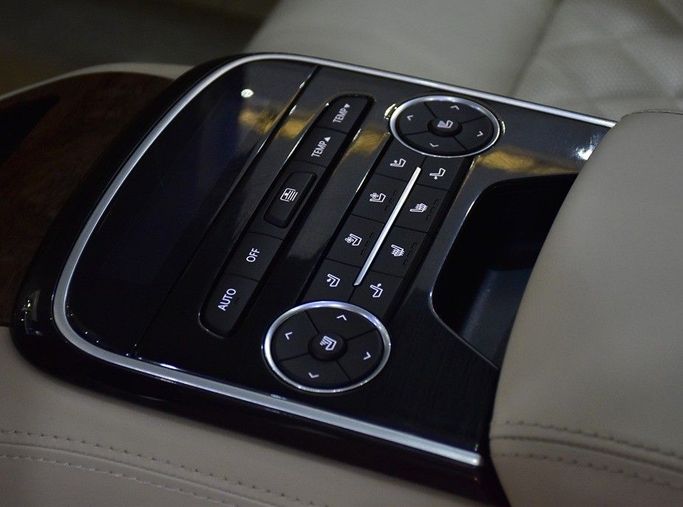 Used Trumpchi GA8, 2.0 l, 2020 in Sharjah by Honey Gidosha Used Cars Tr., Black color.  | AUTO.AE