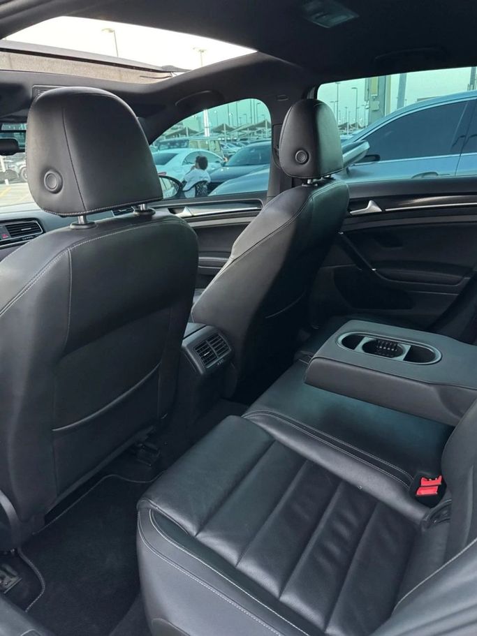 Used Volkswagen Golf R VII, 2.0 l, 2016 in Sharjah by Titanium Used Cars, White color. GCC Specs | AUTO.AE