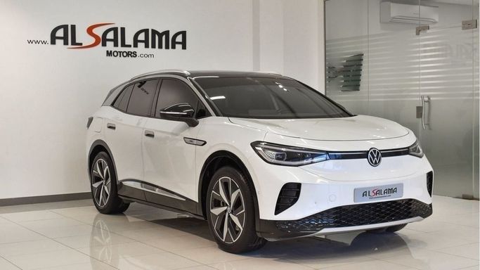 Подержанный Volkswagen ID.4, 2022 в Шардже от Alsalama Motors Белый цвет. Китайская | AUTO.AE